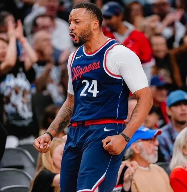 详细阅读:星空体育- 哈登在快船比赛中惊险取胜,回归赛场引发热议的是谁 星空体育- 哈登在快船比赛中惊险取胜,回归赛场引发热议的是谁