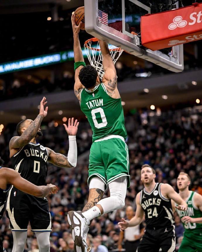 星空体育-塔图姆关键节点回归赛场,公牛带队取胜!的简单介绍