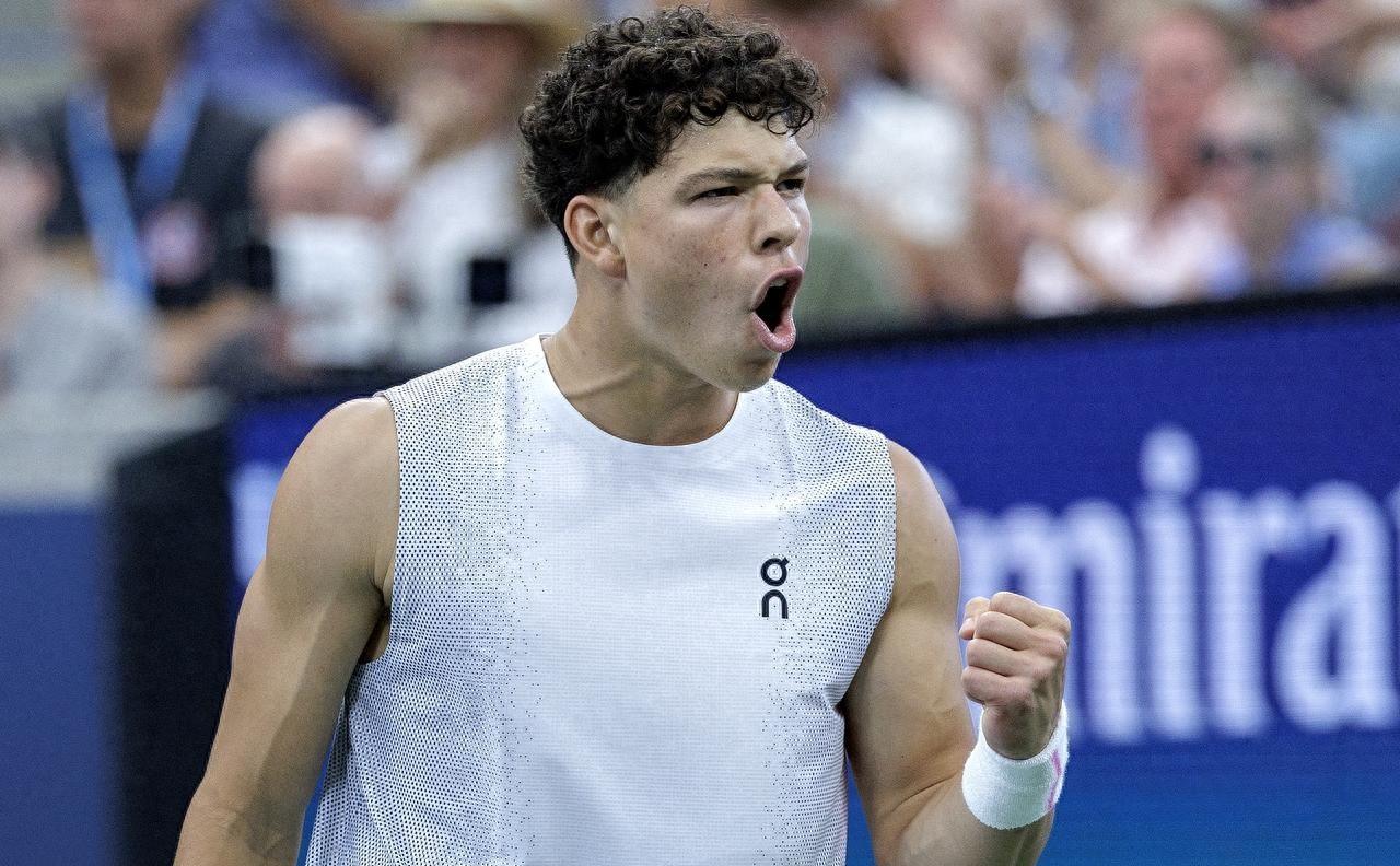 星空体育- 费德勒复出比赛 