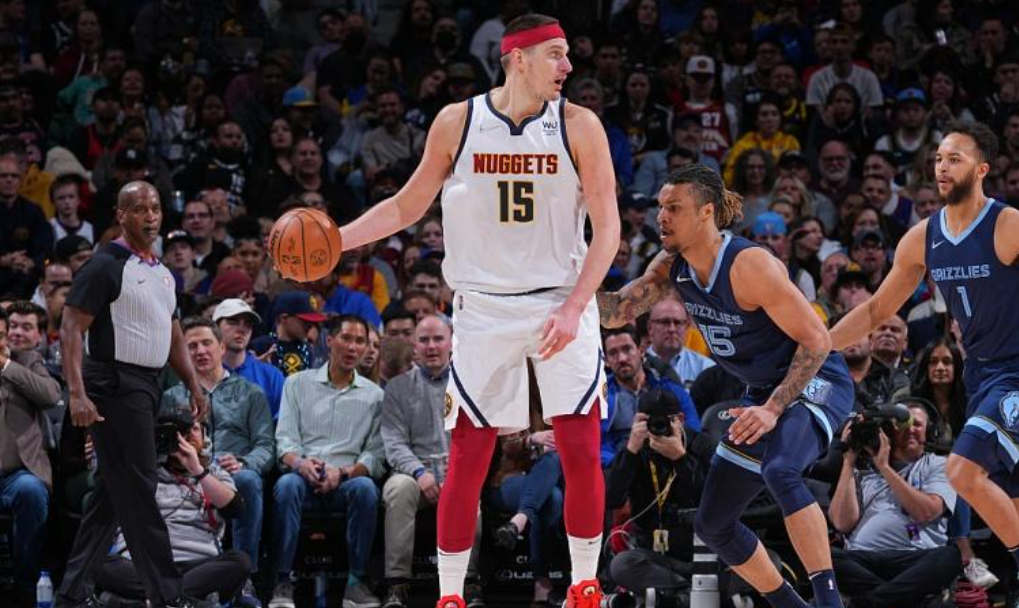 星空体育- c罗在掘金比赛中关键助攻,逆转引发热议的是谁