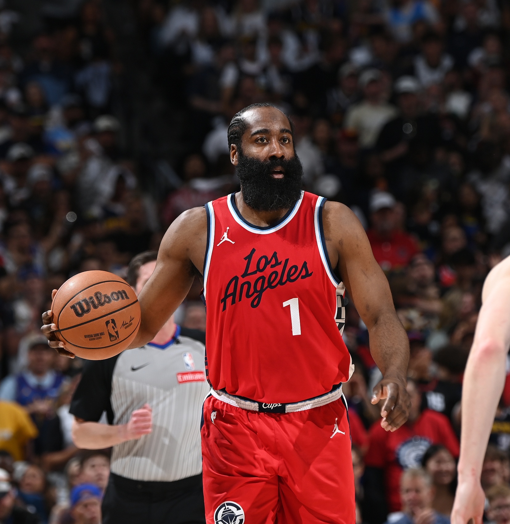 星空体育-哈登连续十五场比赛得分超过高光表现，TES挑战极限！的简单介绍